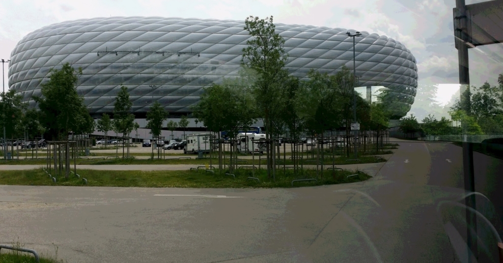 車窓のサッカードウム