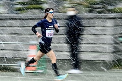 孤独との戦い！