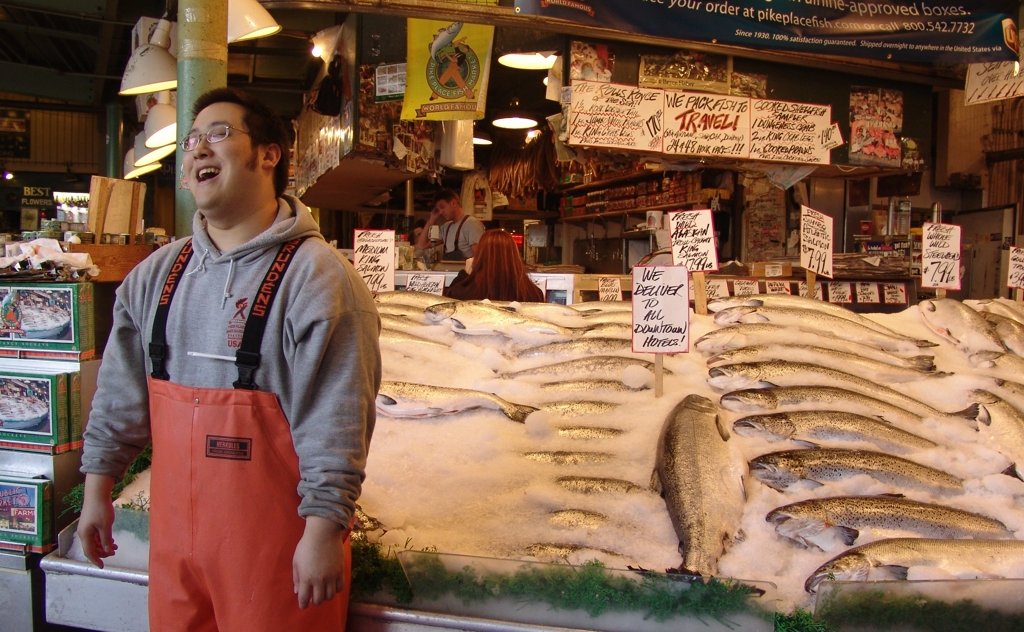 巨大魚の魚屋