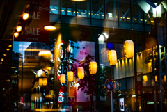 天神　ガラス二枚越し