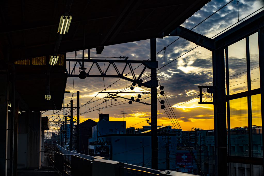 駅　夕景