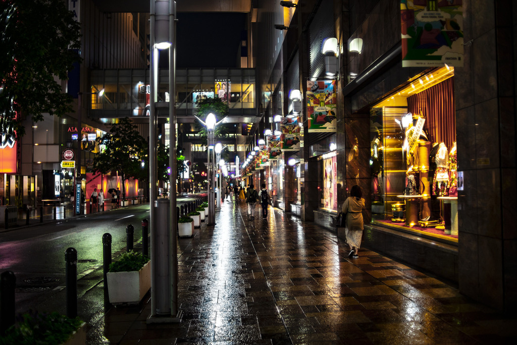 天神　雨後