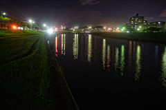 河川敷の遊歩道