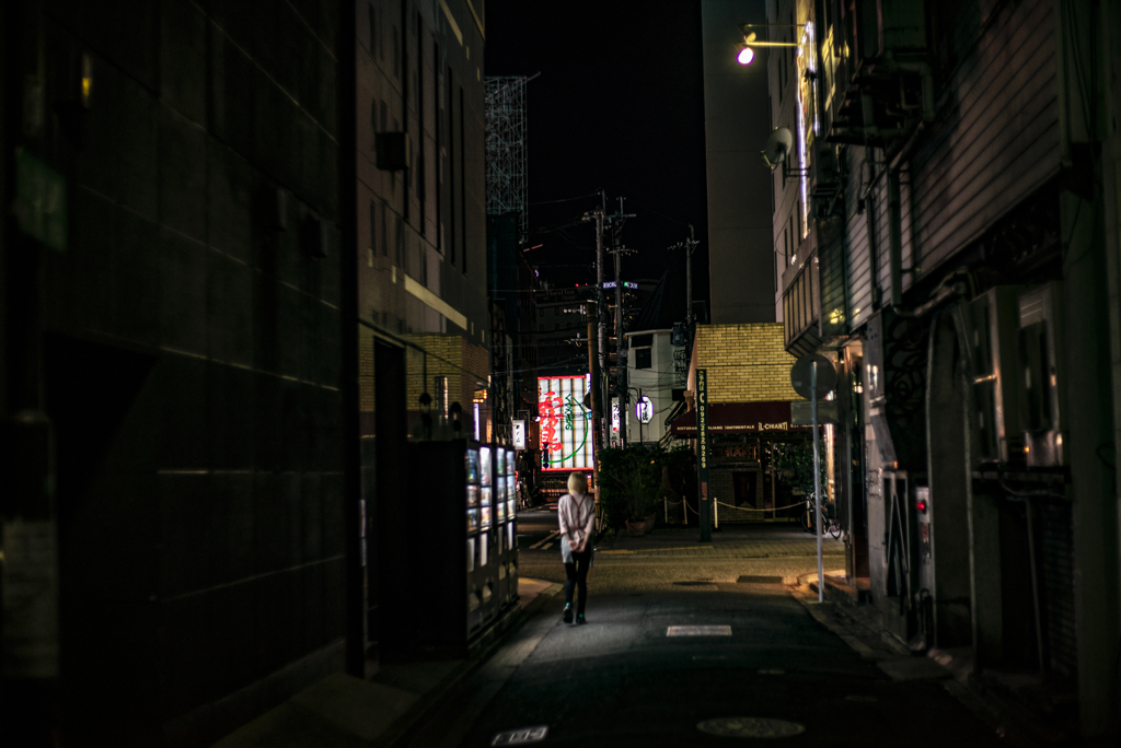 路地　中洲
