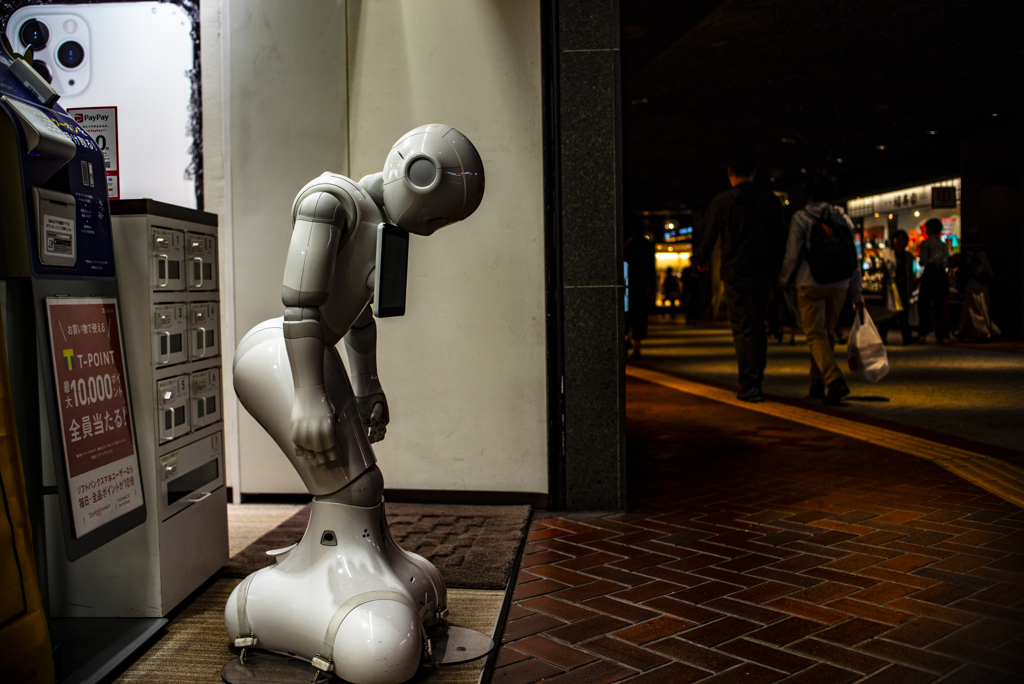 勤務時間外のロボット
