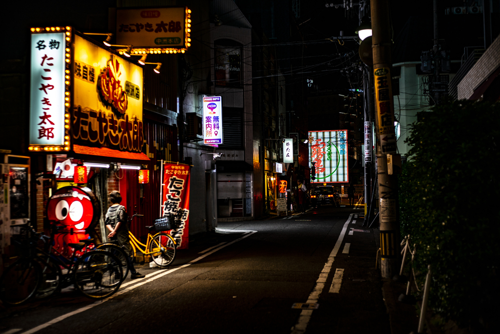 路地　中洲