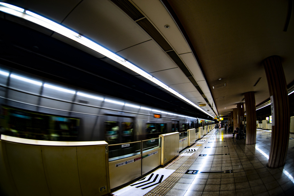 福岡市地下鉄　赤坂駅