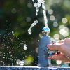 水