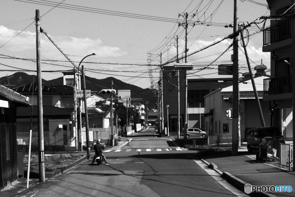 長く続く道