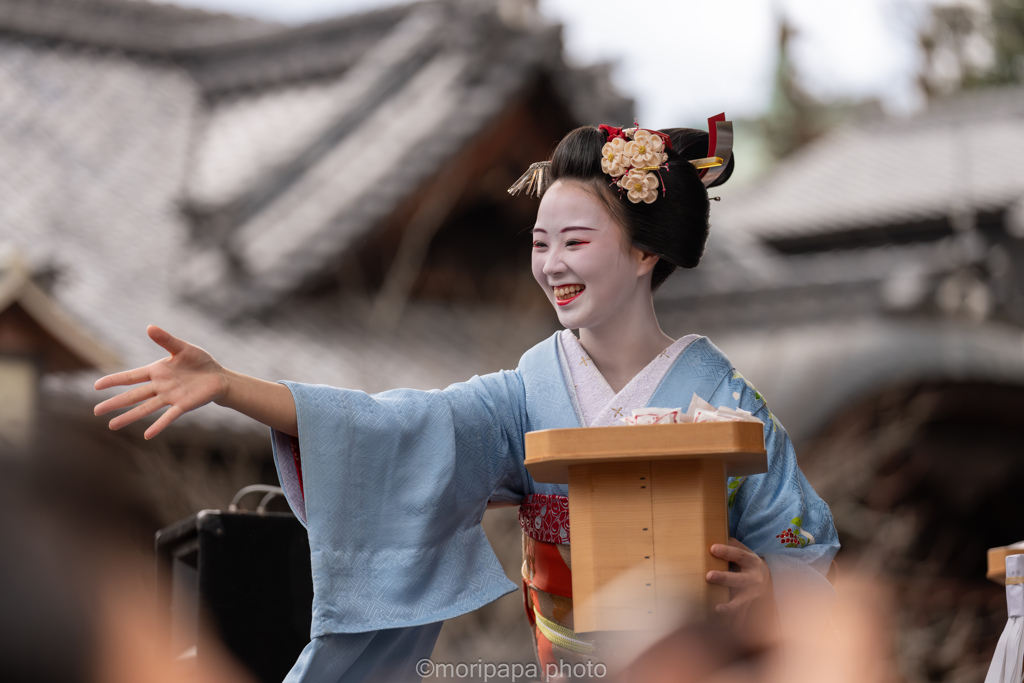 迎春の豆まき。