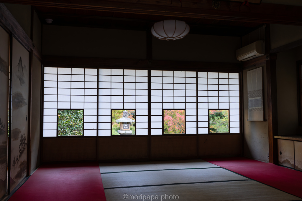 雲龍院、蓮華の間。