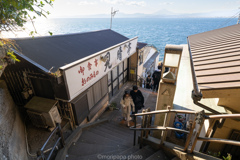 富士山と海が見える階段。