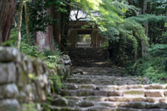 百済寺、仁王門。