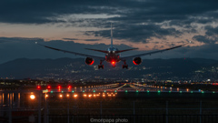 B787、夕方の着陸