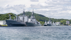 舞鶴湾、軍港巡りクルーズ。