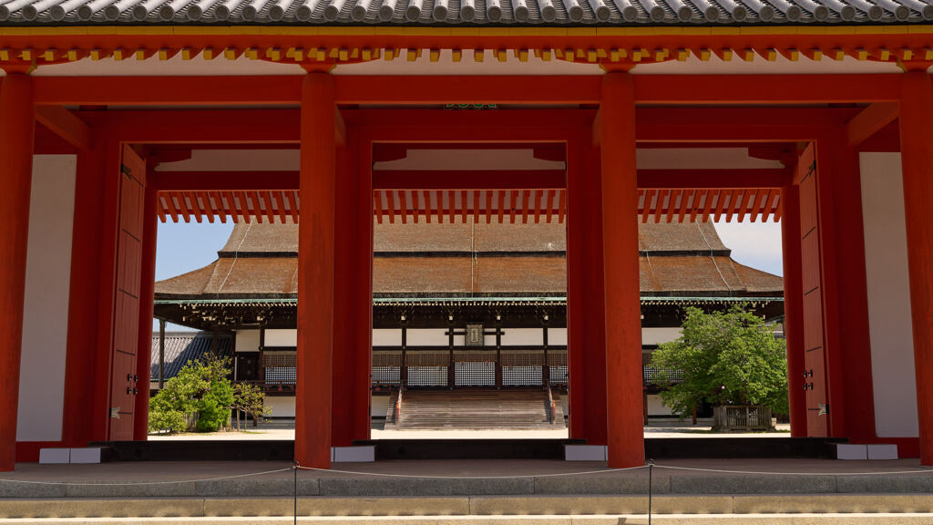 京都御所の紫宸殿。