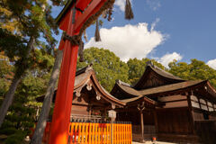 上賀茂神社の奈良神社。