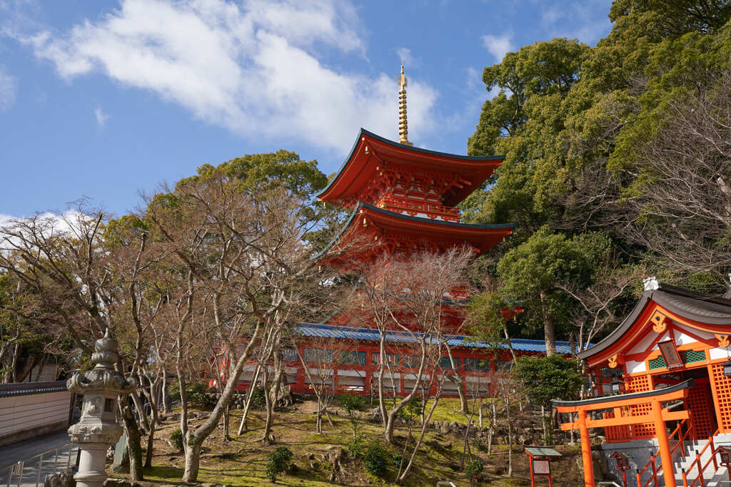 須磨寺の三重塔です。