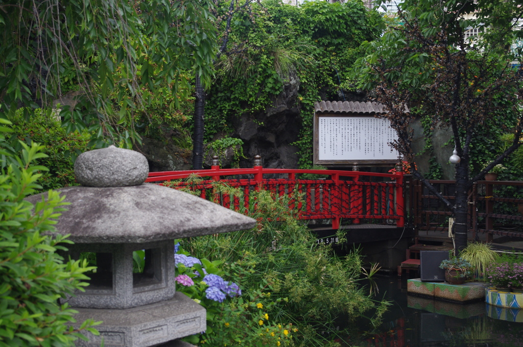 99C6BF29-801D-4274-88E9-C146EEFBCC00