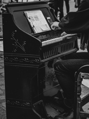 SIGMA 56mm F1.4 DC DN