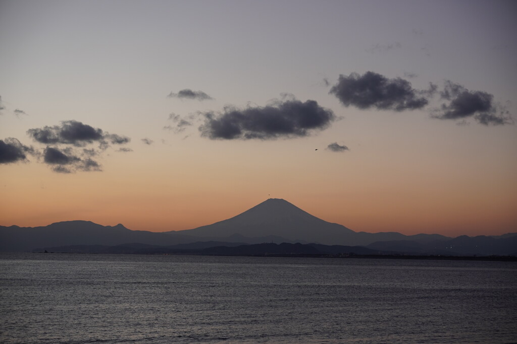 夕暮れの富士山