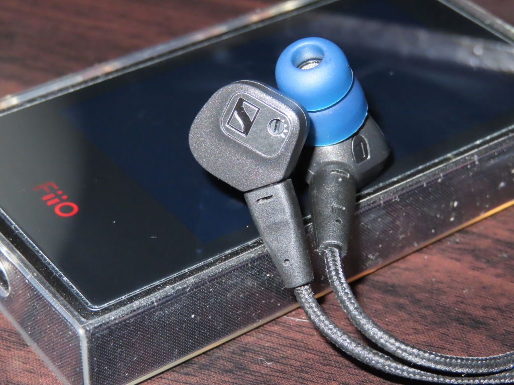 FiiO M9とIE80S(AET06装備)