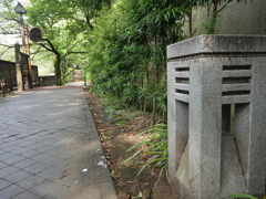 何の石