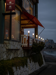 海岸沿いのレストラン