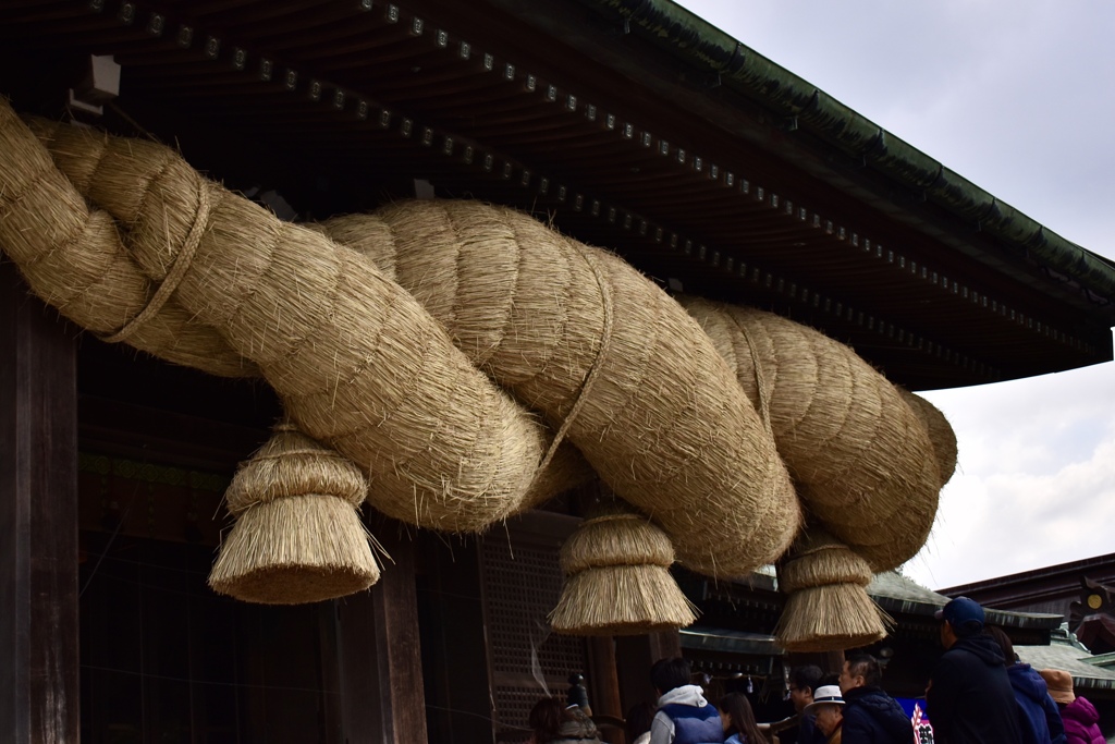 宮地嶽神社の大注連縄