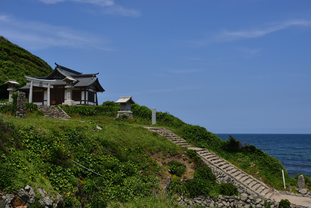 宗像大島　沖津宮遙拝所