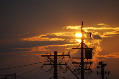 夕焼けと電柱