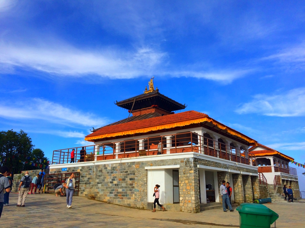 高い山の寺 in カトマンドゥ