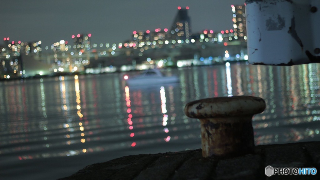 深夜の東京湾