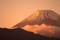 雲上の道
