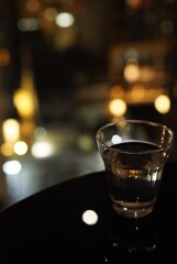 月が揺れ寫るtable
