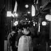 項(うなじ)の白い夜へ