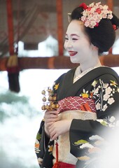 黒紋付で福を呼ぶ