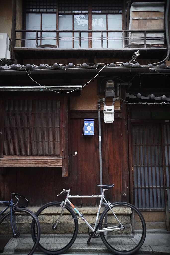 自転車と京町家