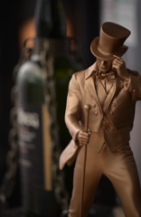 JOHNNIE