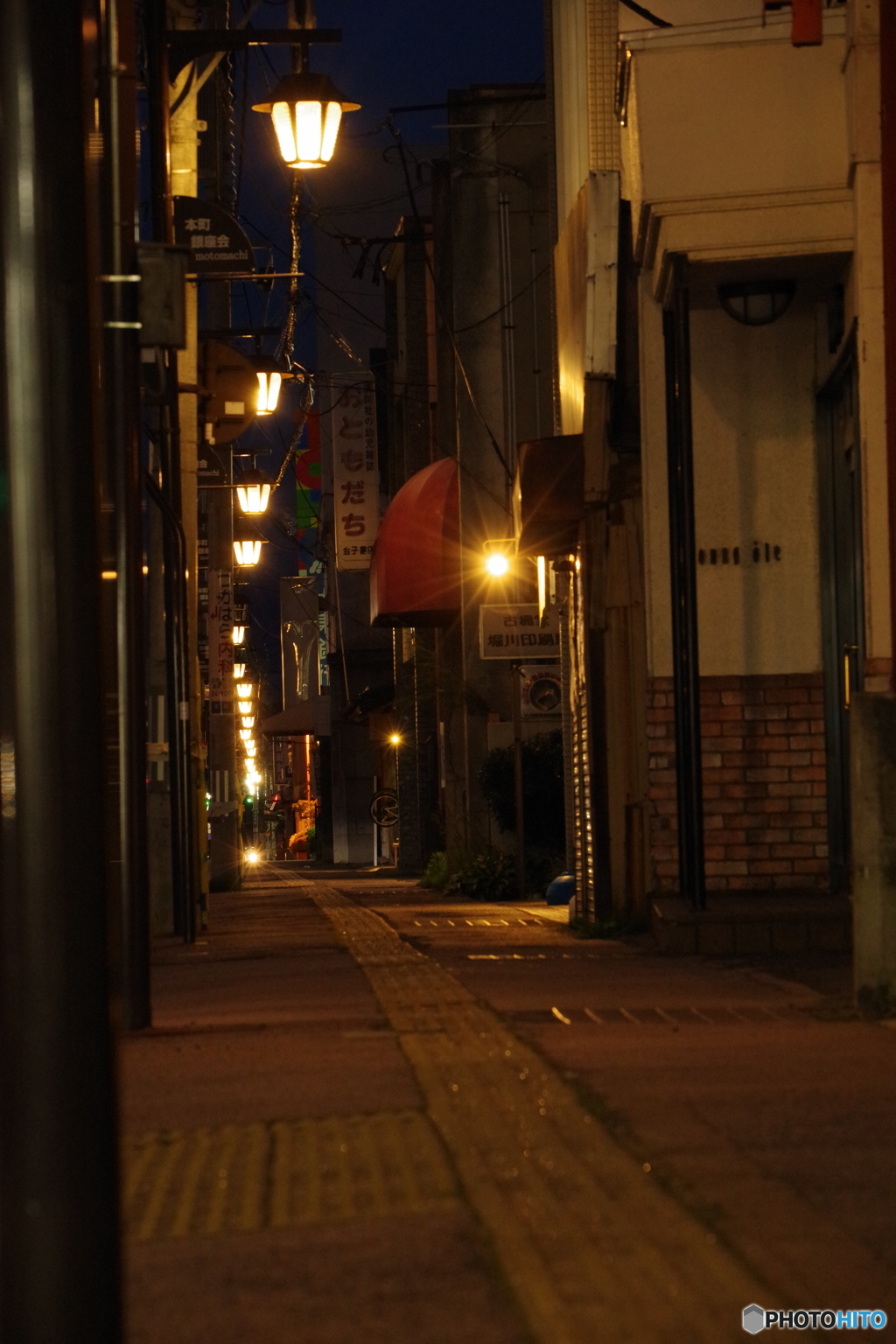夜の街並み