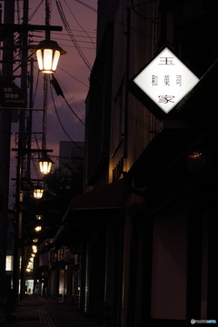 夕暮れの町