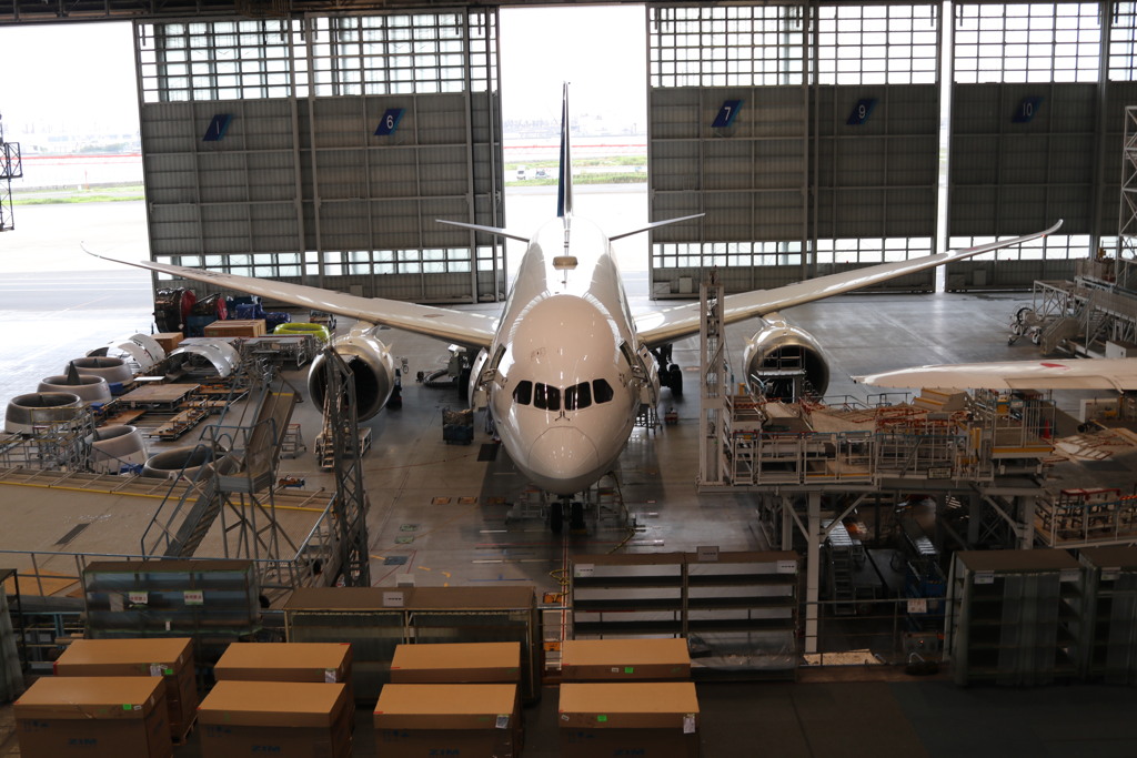 飛行機の格納庫