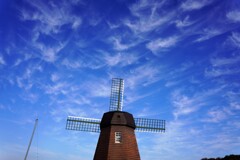 風車と雲