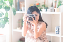 A camera alone does not make a picture. 