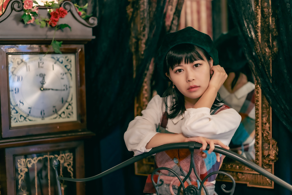  Alice in the world of time