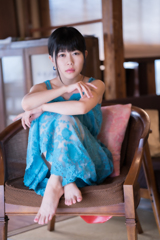 青は藍より出でて藍より青し