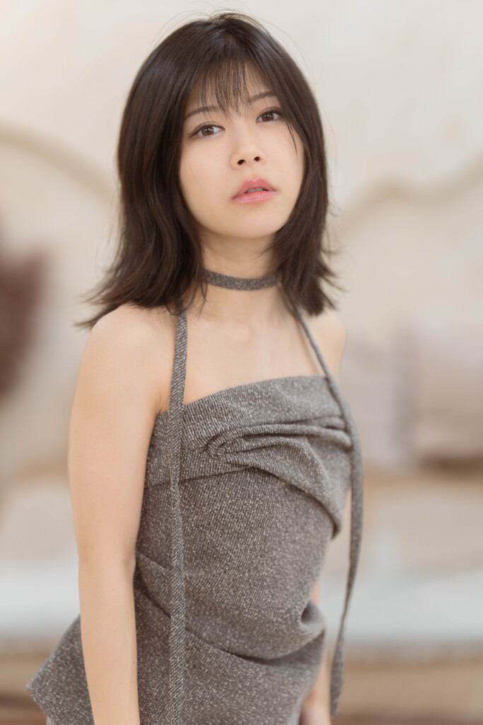 #831