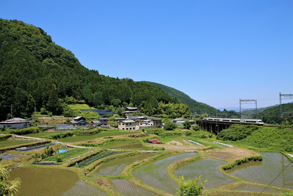 近鉄三本松駅付近
