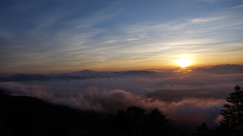 御嶽山 日の出