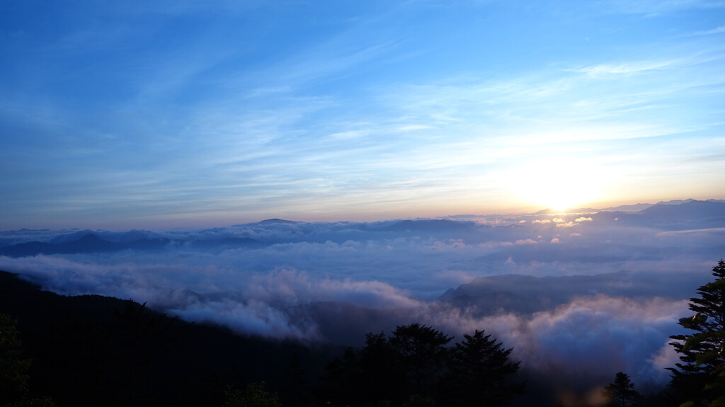 御嶽山 日の出